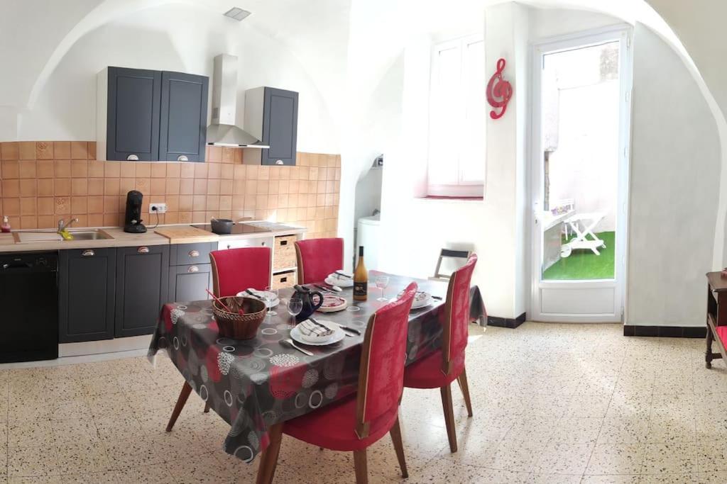 Le Gite De Flavie Montpeyroux  Exterior foto