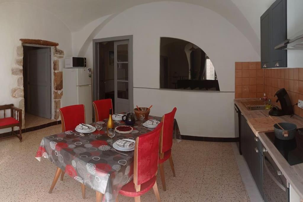 Le Gite De Flavie Montpeyroux  Exterior foto