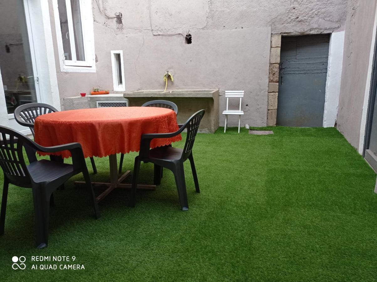 Le Gite De Flavie Montpeyroux  Exterior foto
